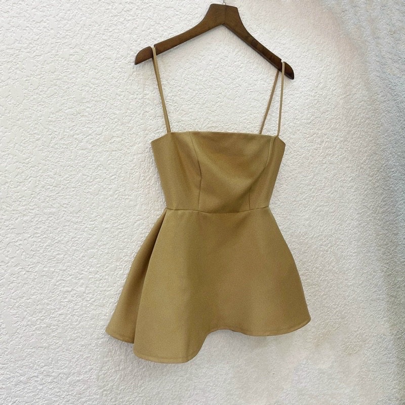 Áo Peplum Hai Dây Đơn Giản