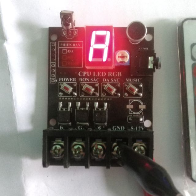 Mạch điều khiển LED RGB nháy theo nhạc 90A