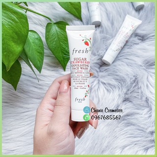 Sữa rửa mặt tẩy da chết Fresh Sugar Strawberry Exfoliating Face Wash Mini 20ml