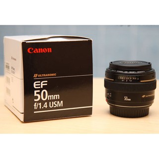 Ống kính Canon 50mm f1.4 USM tặng loa che nắng
