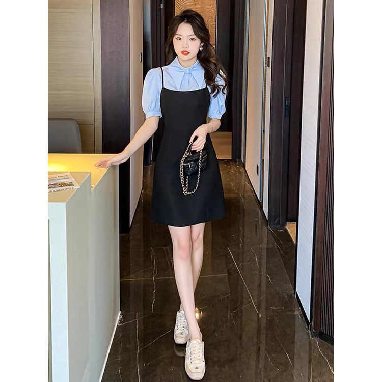 Sét yếm váy hai dây đen trơn mix áo sơ mi xanh chất liệu cotton, áo sơ mi nữ cổ nhọn Hàn Quốc