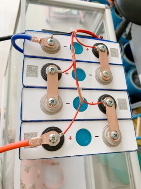 Pin lifepo4 12v 105ah đóng sẵn sử dụng
