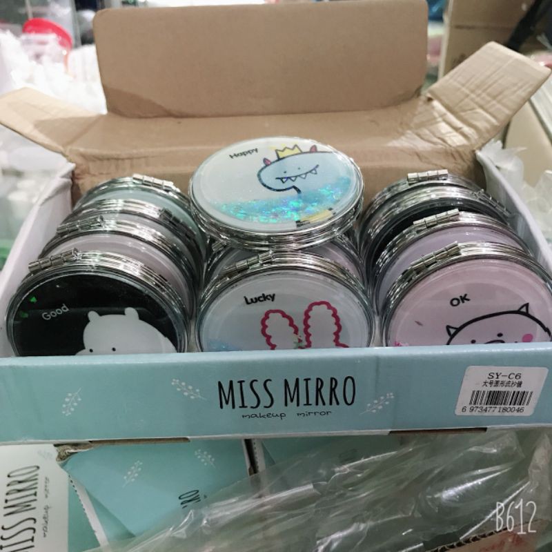 Gương 2 mặt nhũ siêu dễ thương