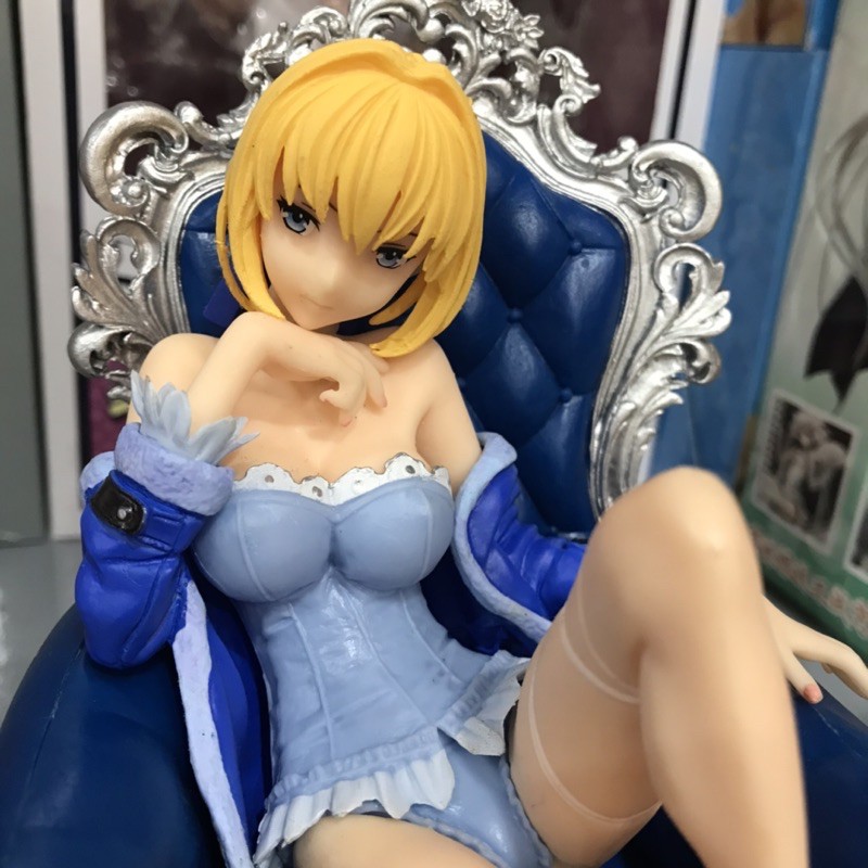 Mô hình figure nhân vật Saber trong FGO