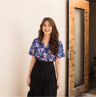 Áo linen croptop hoa ( Xanh+Nâu)