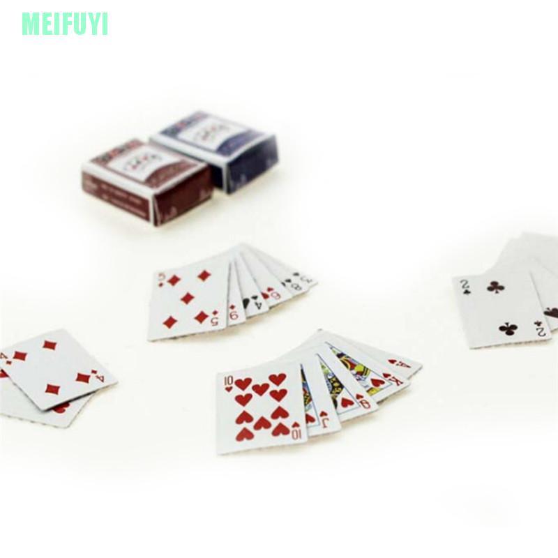 1 Bộ Bài Tây Tỉ Lệ 1: 6 / 1: 12 Cho Nhà Búp Bê