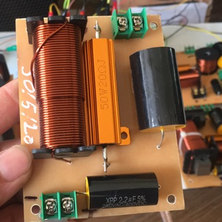 Phân tần loa treble kèn 450