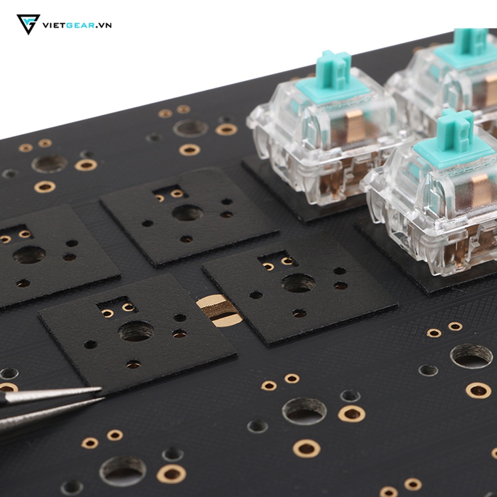 Tấm tiêu âm switch foam Poron 15x16x0,5mm giúp âm thanh gọn gàng êm ái