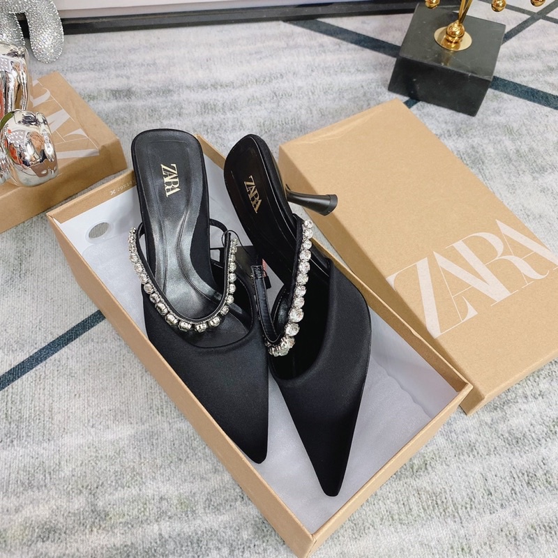 GUỐC LỤA ZARA QUAI ĐÁ SẴN