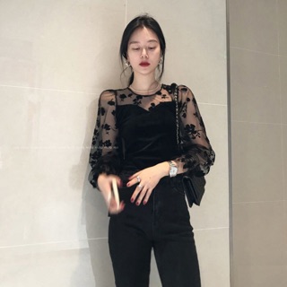 Áo nhung pha tay lưới hoa