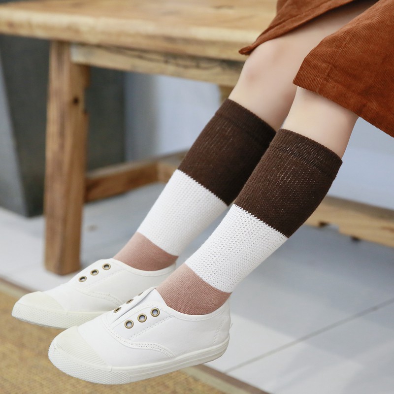 Tất thể thao bằng cotton dùng cho trẻ nhỏ