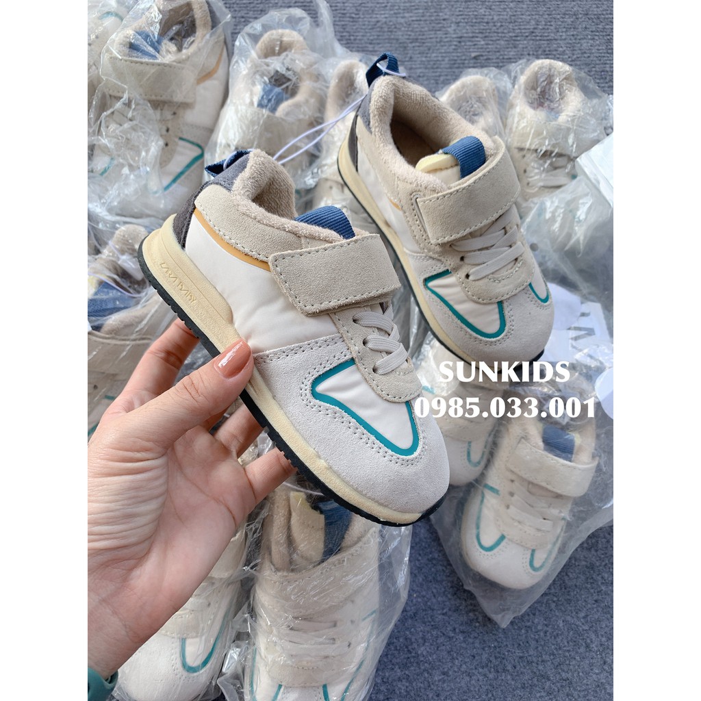 Giày sneaker Z.a ra da lộn kẻ xanh