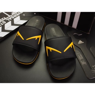 dép adidas plus.