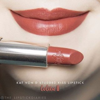 Son Kat Von D Studded Kiss lipstick
