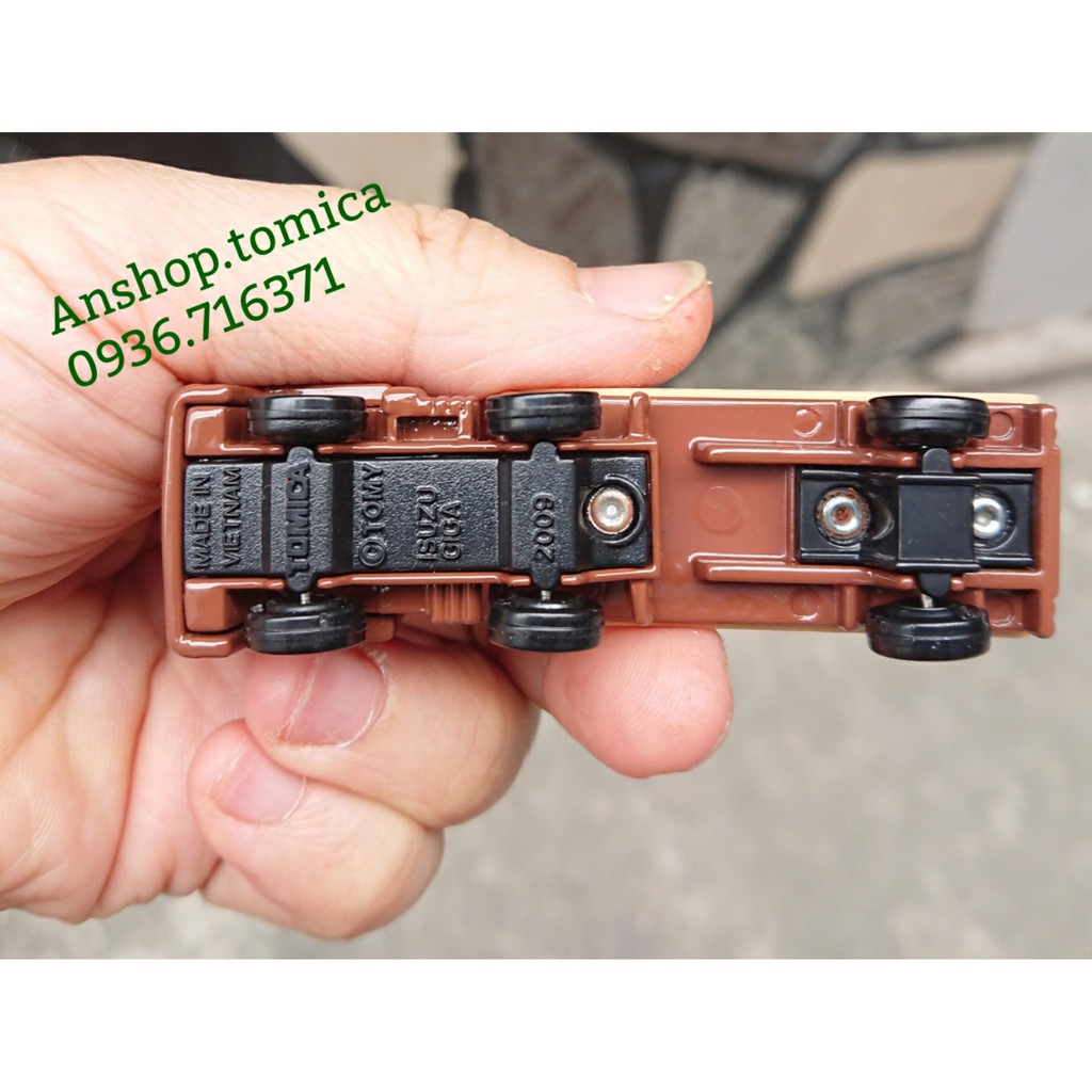 Mô hình xe nhà gỗ di động tomica Nhật Bản
