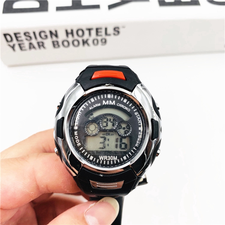 Đồng Hồ Điện Tử Chống Thấm Nước Có Đèn Led Cho Bé Ht-Mm01 | BigBuy360 - bigbuy360.vn