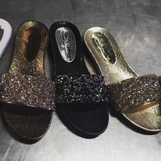 Dép đính đá Thái lan