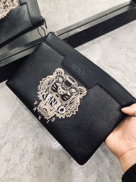 Ví cầm tay Nam Nữ da có sẵn.!! Cluth da