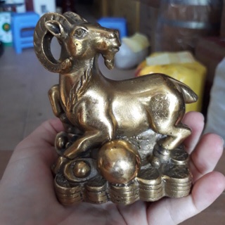 TƯỢNG ĐỒNG DÊ PHÚ QUÝ