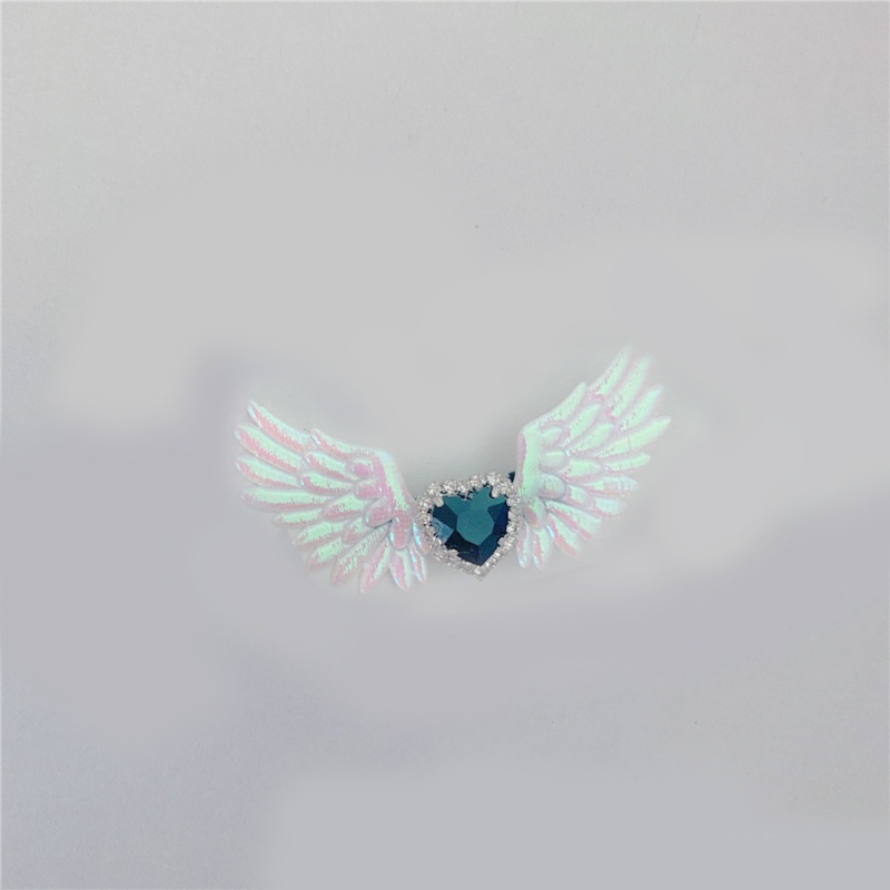 Kẹp Tóc Hình Đôi Cánh Đính Đá Pha Lê Trái Tim