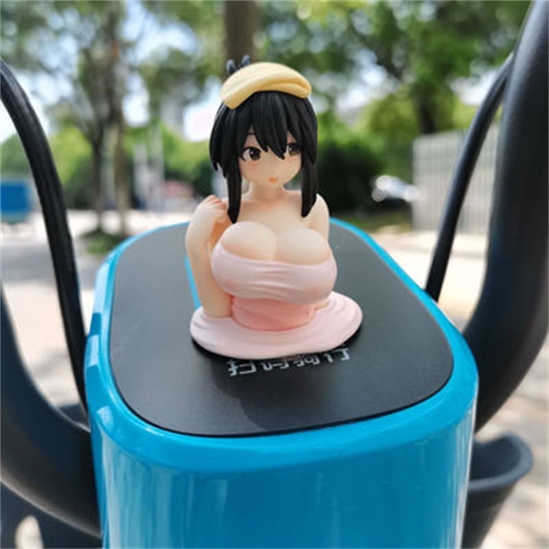 Mô hình búp bê Enoki Tomohide Kanako rung lắc ngực trang trí xe máy, xe ô tô 5.5cm