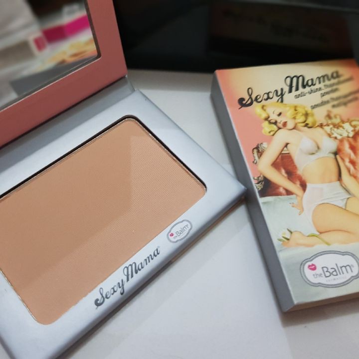 Phấn phủ nén The Balm Sexy Mama 7g