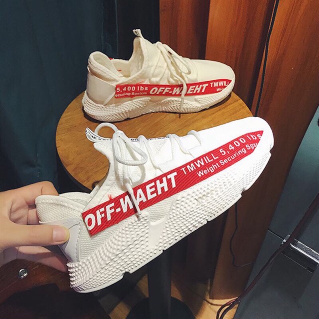 GIÀY BÁNH MÌ THỂ THAO CÓ CHỮ KÈM HỘP 1801 | BigBuy360 - bigbuy360.vn