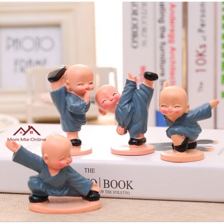 Bộ 4 tượng chú tiểu múa võ màu xanh