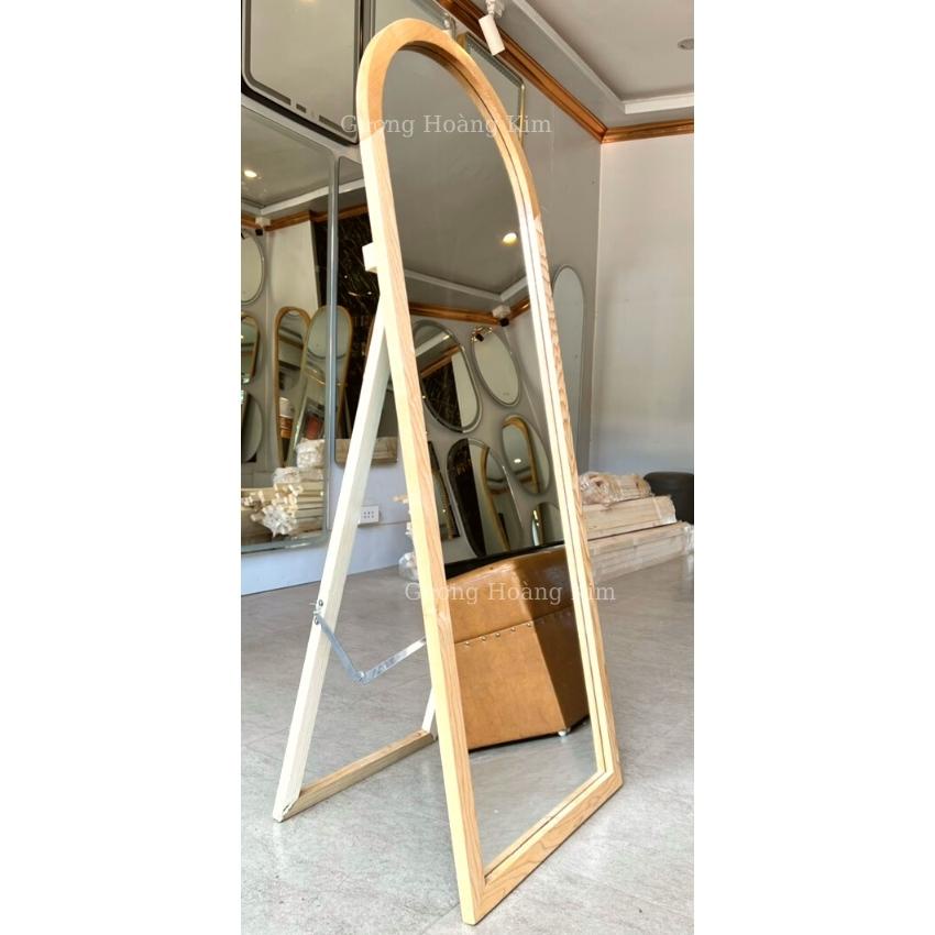 Gương soi toàn thân khung gỗ có chân, gương mái vòm nịnh dáng giá rẻ kích thước 45x120cm guonghoangkim mirror KG0001