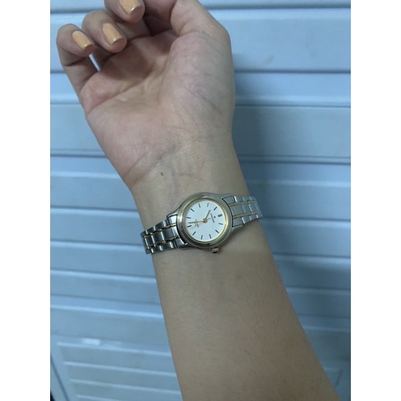 Đồng Hồ Nữ Junghans