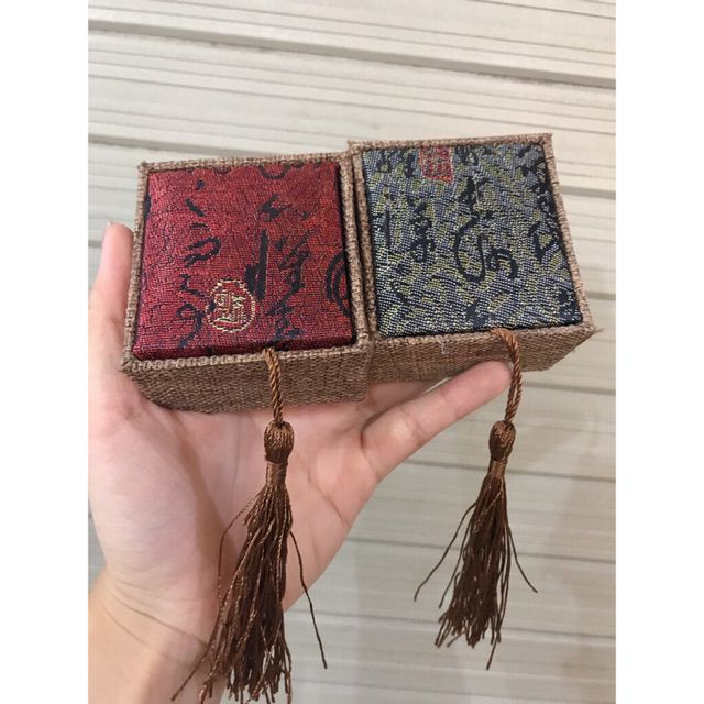 Hộp gấmRẻ nhất Hà Nộisẵn vài vạn ae liên hệ