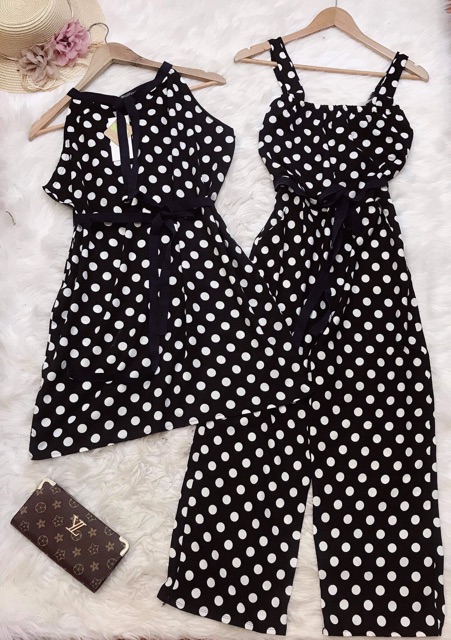 Sét đôi bạn thân chấm bi