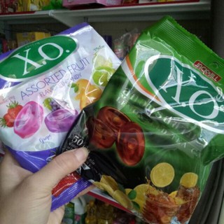 1 gói kẹo XO 110g 50v