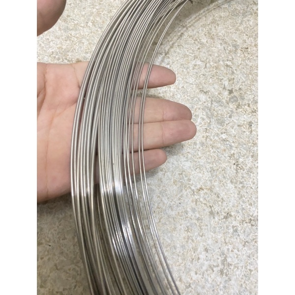 Dây thép inox 201 loại 0,8li, 1 li, 1.5 li, 2 li, 2.5li, 3li sáng bóng độ bền cao( giá 1 mét )