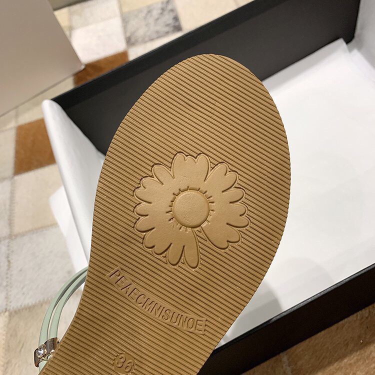 Dép Sandal nữ đế bằng quai chéo đính đá siêu xinh đi được 2 kiểu-SB13