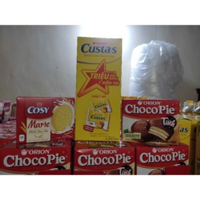 Hộp 2 chiếc bánh lễ Cosy, Custas, Choco-pie, Tipo, Hải Hà cookies Phúc Lộc Thọ làm tháp