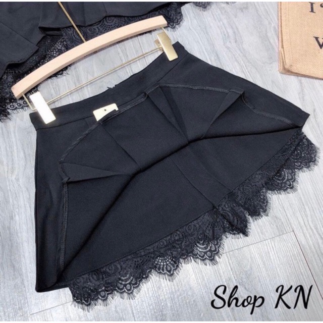 Chân váy ngắn phối ren hình thật | BigBuy360 - bigbuy360.vn