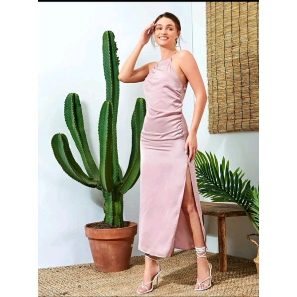 ĐẦM HAI DÂY ÔM BODY CỔ YẾM XẺ TÀ MÀU HỒNG PASTEL SEXY QUYẾN RŨ