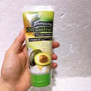 Sữa Rửa Mặt Từ Bơ