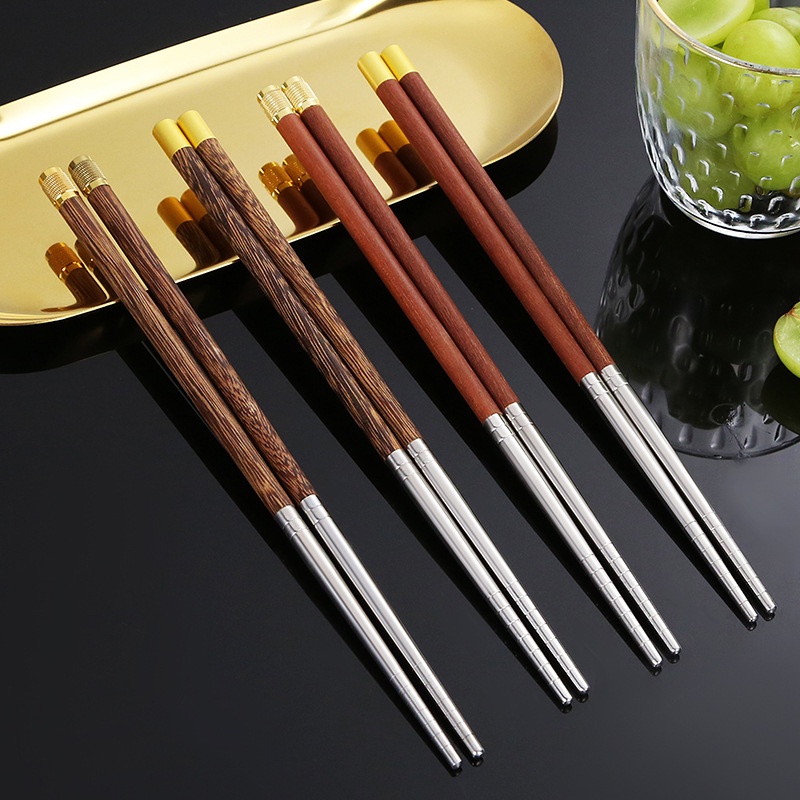 Đôi Đũa Cán Gỗ Phong Cách Trung Hoa Mới Lạ