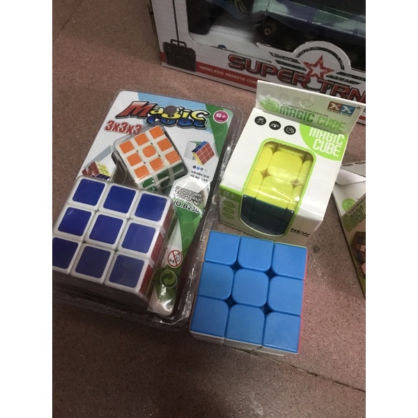Rubik 3x3  đồ chơi thông Minh