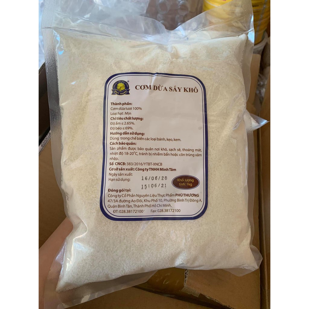 Cơm dừa sấy phú thương-100G