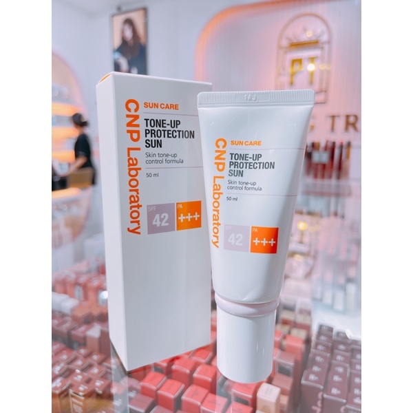 Kem chống nắng CNP nâng tông Laboratory tone up protection sun