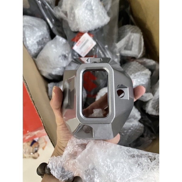 Chụp nắp bô vario