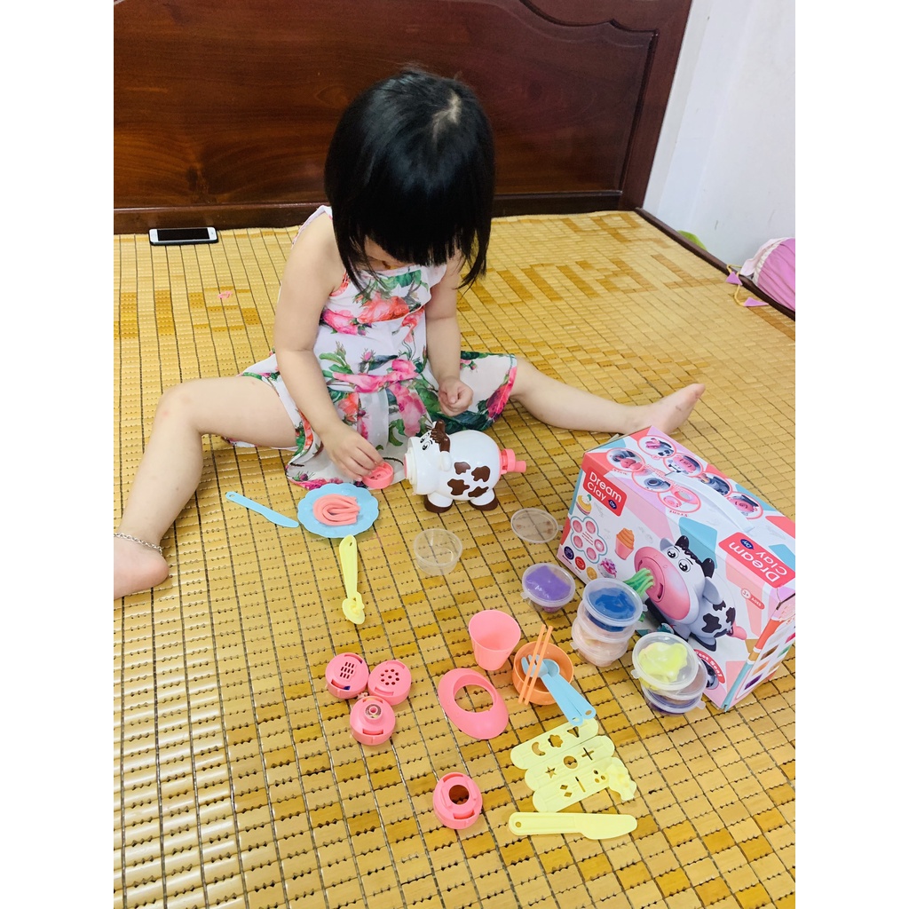 ĐỒ CHƠI ĐẤT NẶN BÒ SỮA TẠO HÌNH THEO KHUÔN - SIÊU NGỘ NGHĨNH CHO BÉ