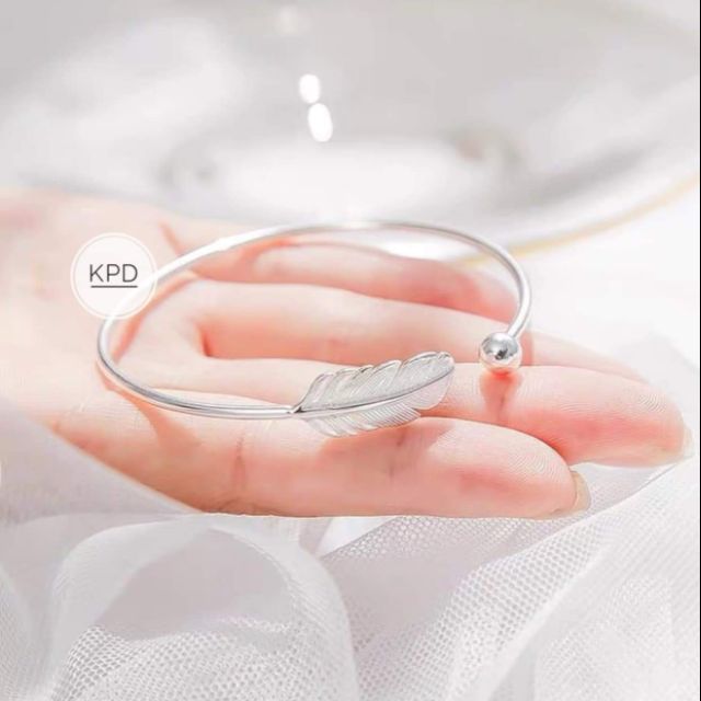 vòng tay nữ bạc ta