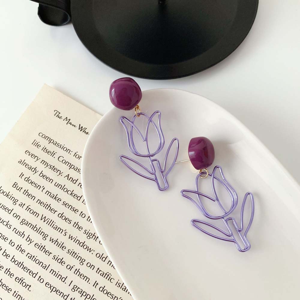 Bông tai dáng dài hình hoa cúc màu tím thời trang thanh lịch cho nữ