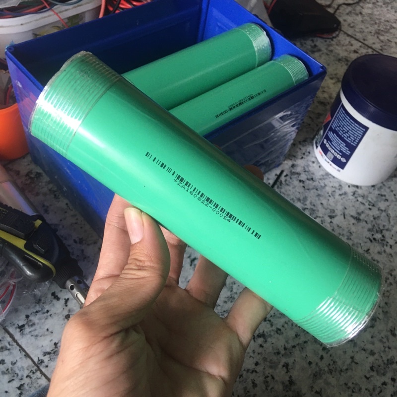 Cell pin lithium sắt 3.2V 22Ah 46160 chế bình điện lưu trữ năng lượng mặt trời xe điện DIY
