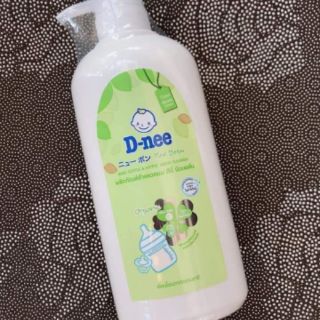 Nước rửa bình sữa , rau củ Dnee ( chai 600ml )