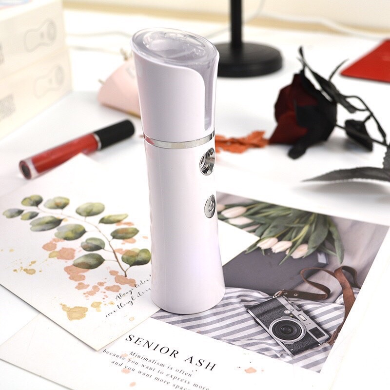 Máy xông xịt khoáng nano khử khuẩn siêu tiện lợi